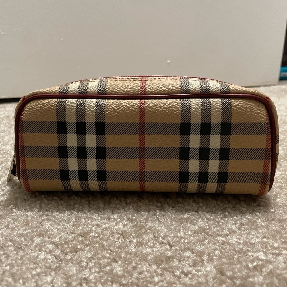 Burberry cosmetics pouch wristlet pencil case New Condition
